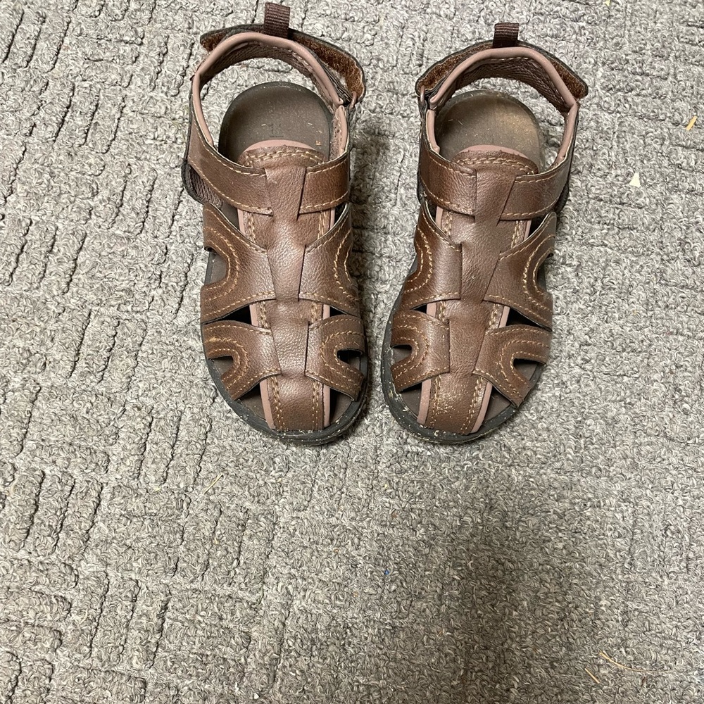 Carters 11m fisherman sandal
